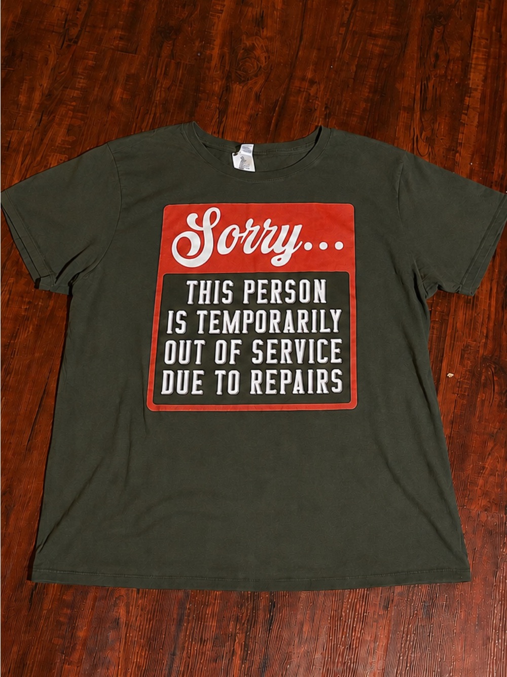 Women’s Graphic Tee Size Large